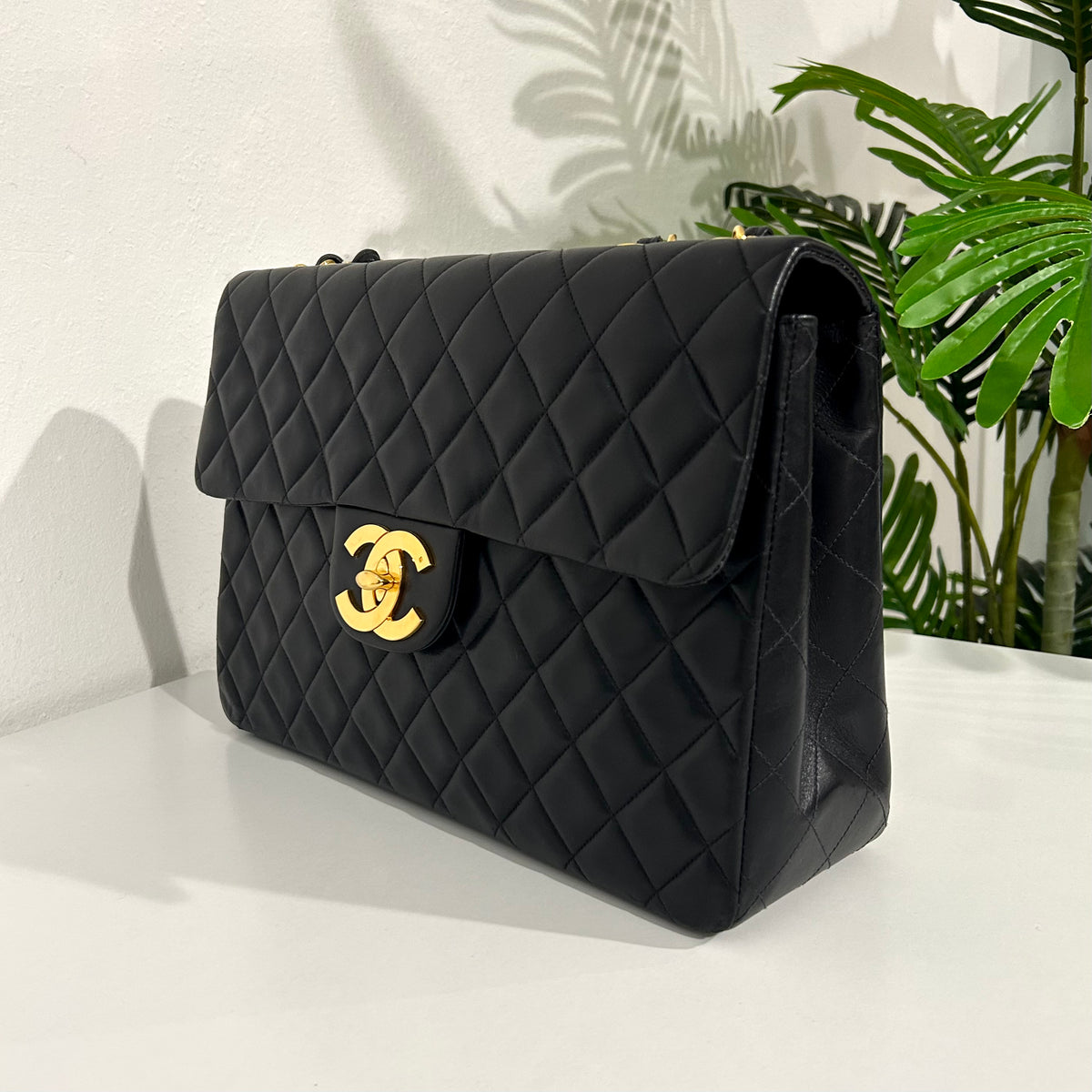 Chanel Vintage Black Large Square Flap Bag – Dina C's Fab and Funky  Consignment Boutique