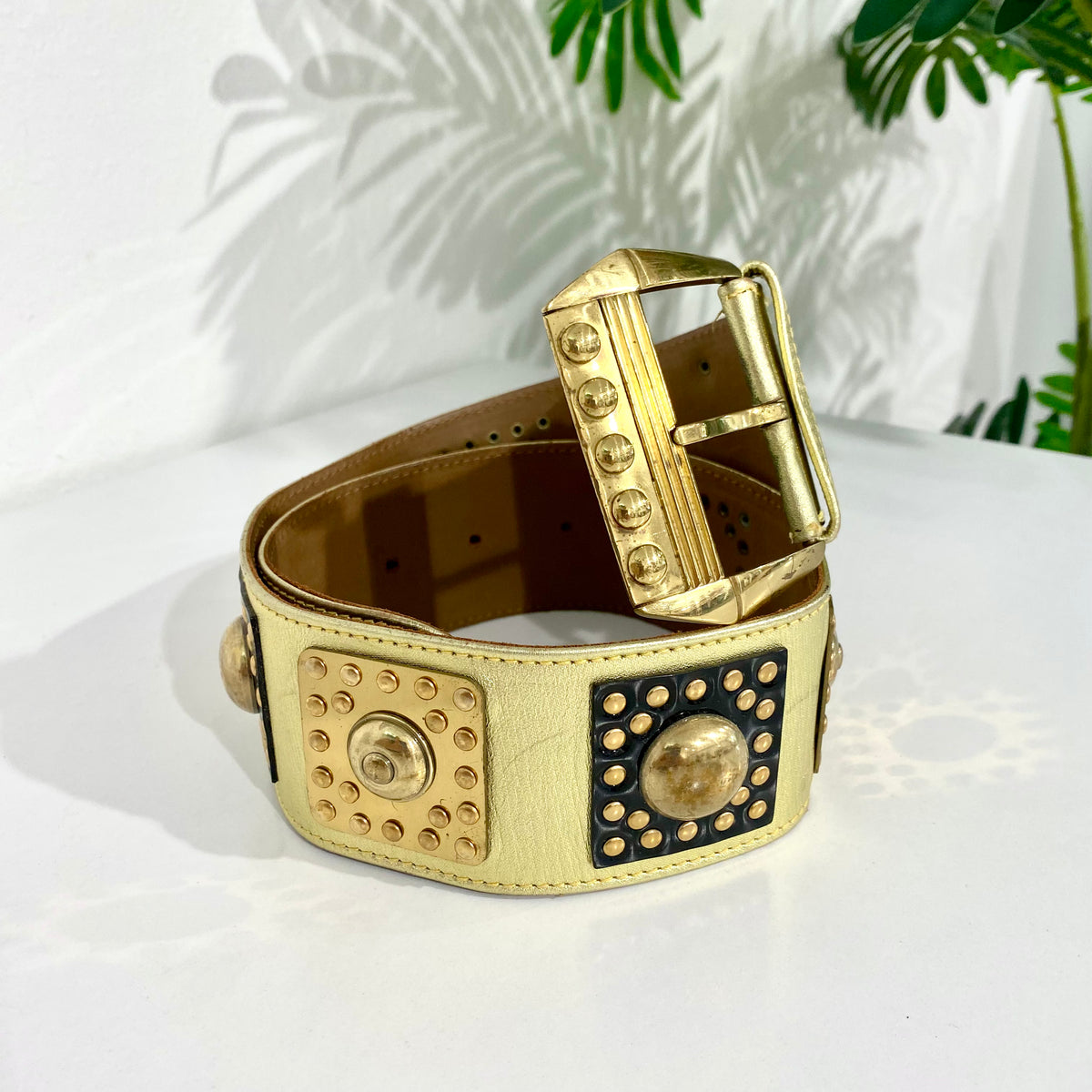 Gianni Versace Vintage Wide Gold Studded Belt – Dina C display picture 2