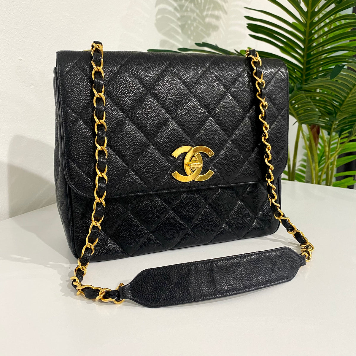 Chanel Vintage Black Large Square Flap Bag – Dina C's Fab and