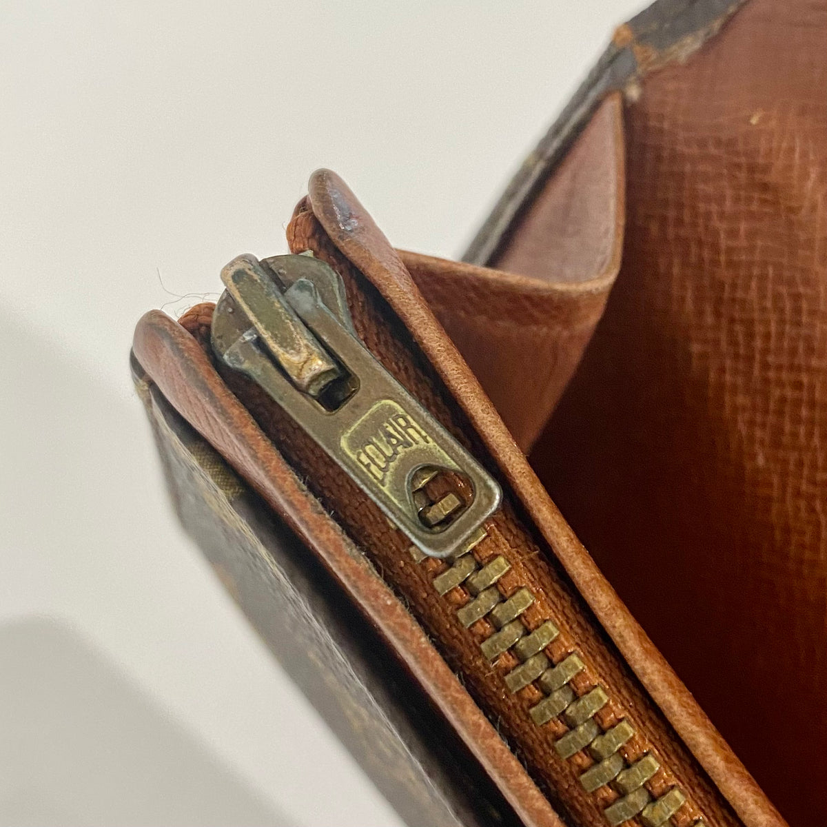 Louis Vuitton Brown Vintage 1988 Bifold Wallet