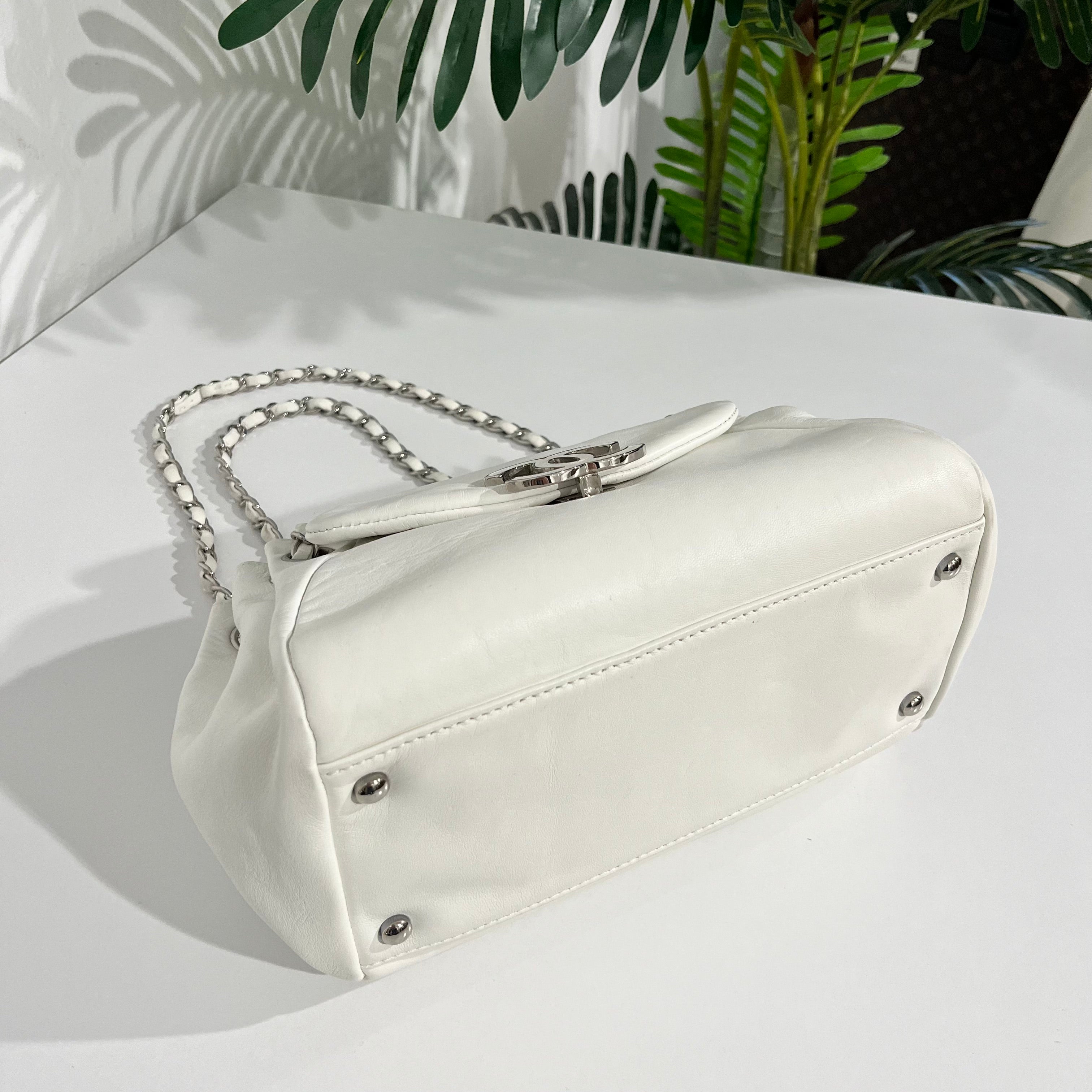 Chanel White Lambskin Sensual CC Accordion Flap Bag