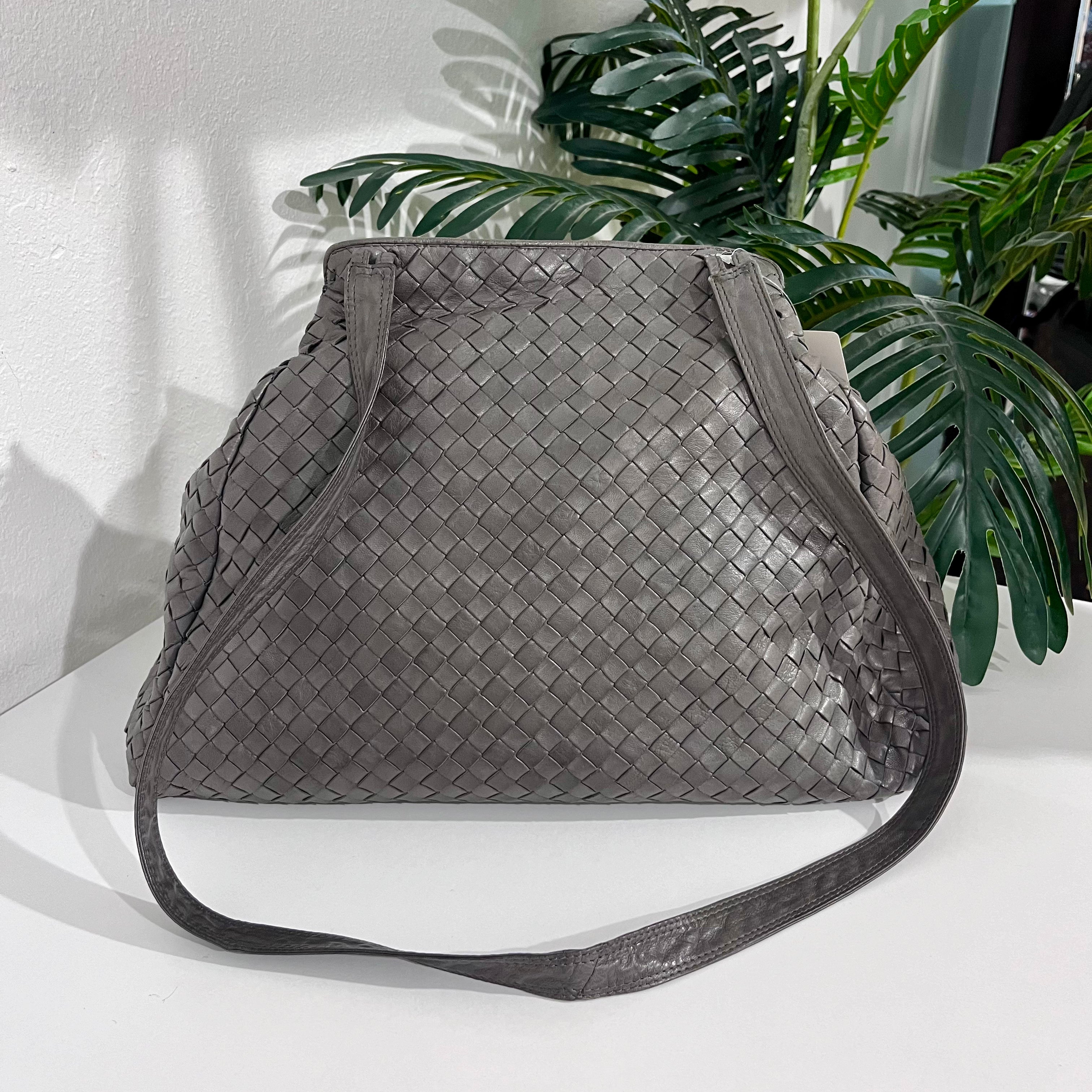 Vintage Bottega Veneta Dark Grey Leather Intrecciato Drawstring Cross Body Bag