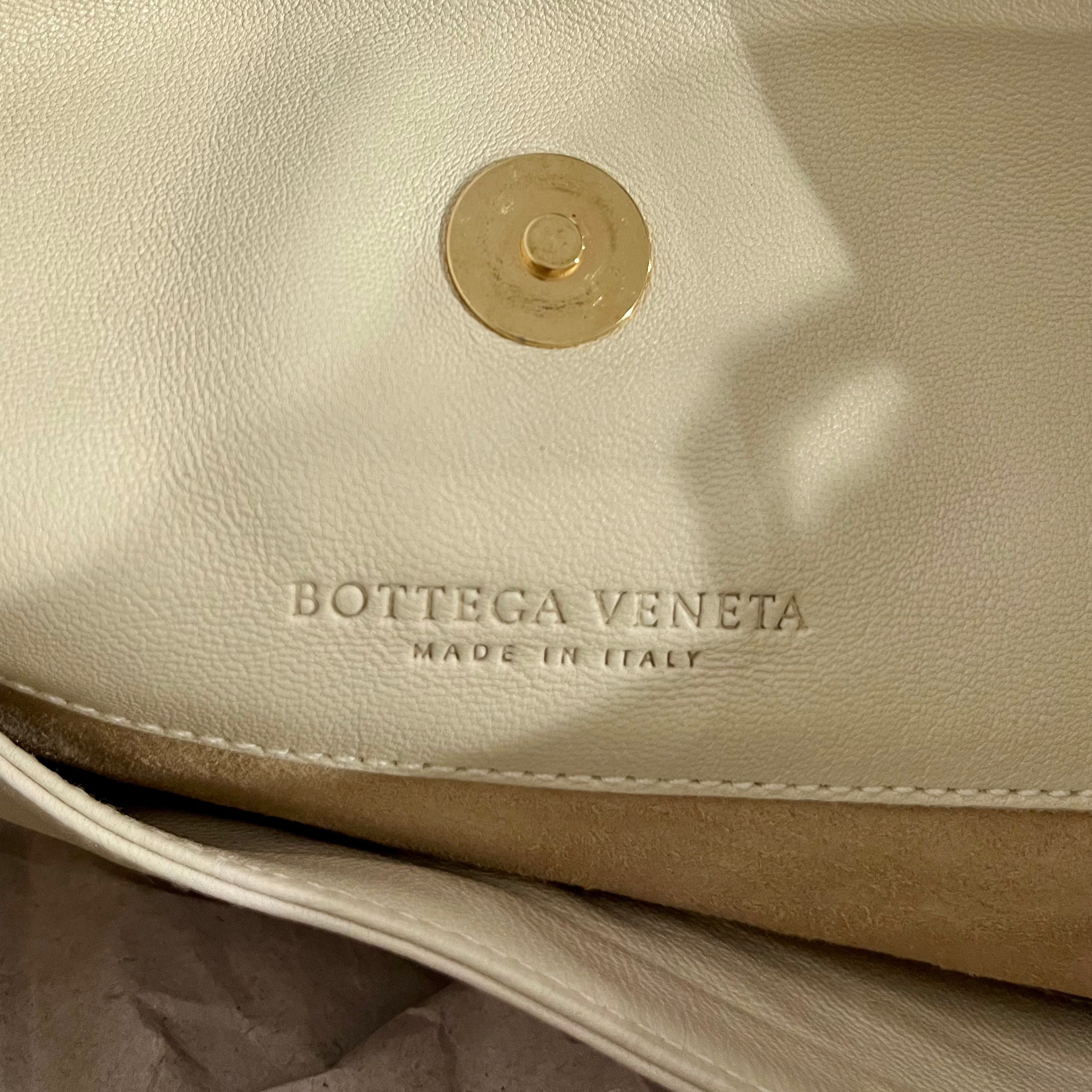 Bottega Veneta Cream & White Intrecciato Shoulder Bag