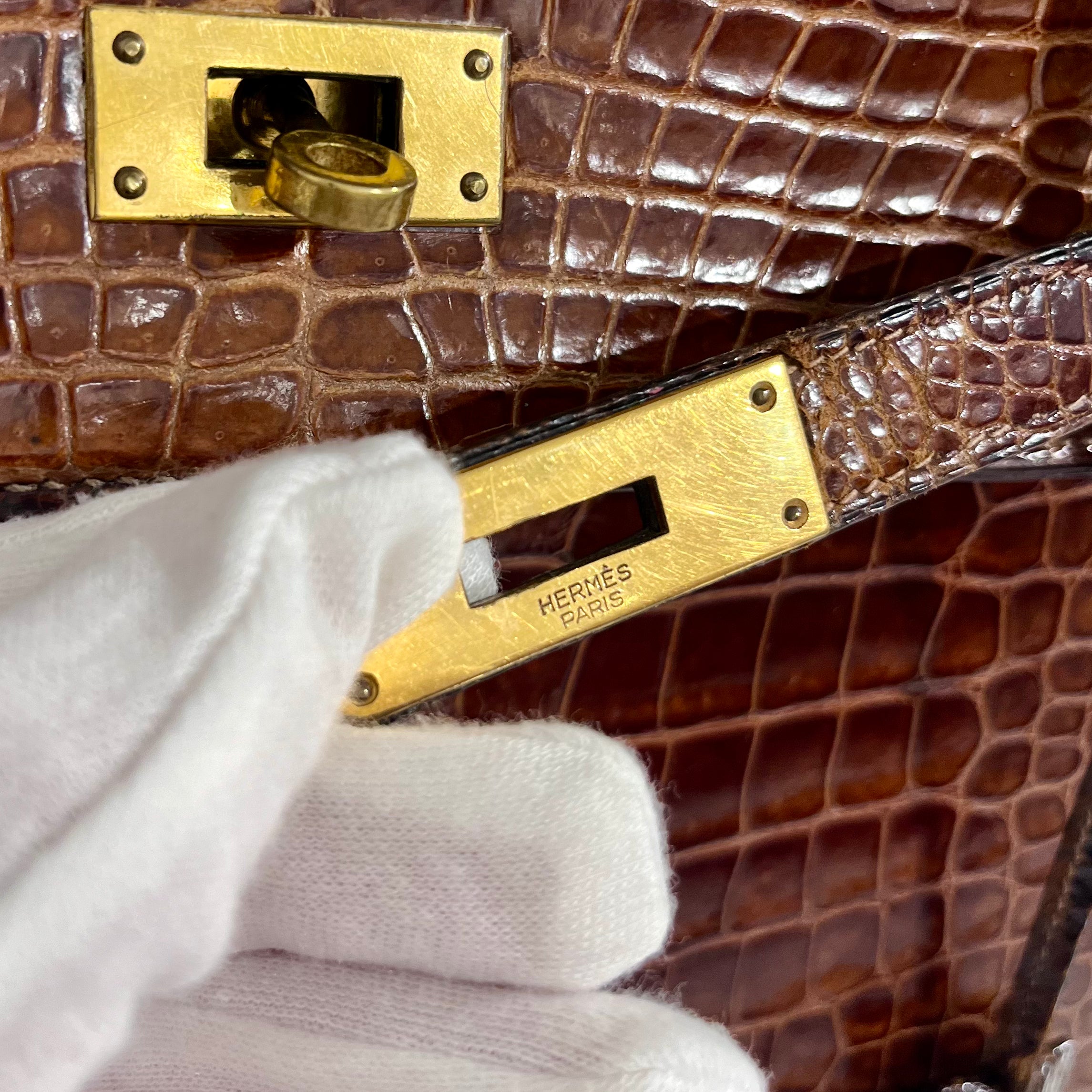 Hermes Vintage 60s Shiny Brown Crocodile Kelly Sellier 32