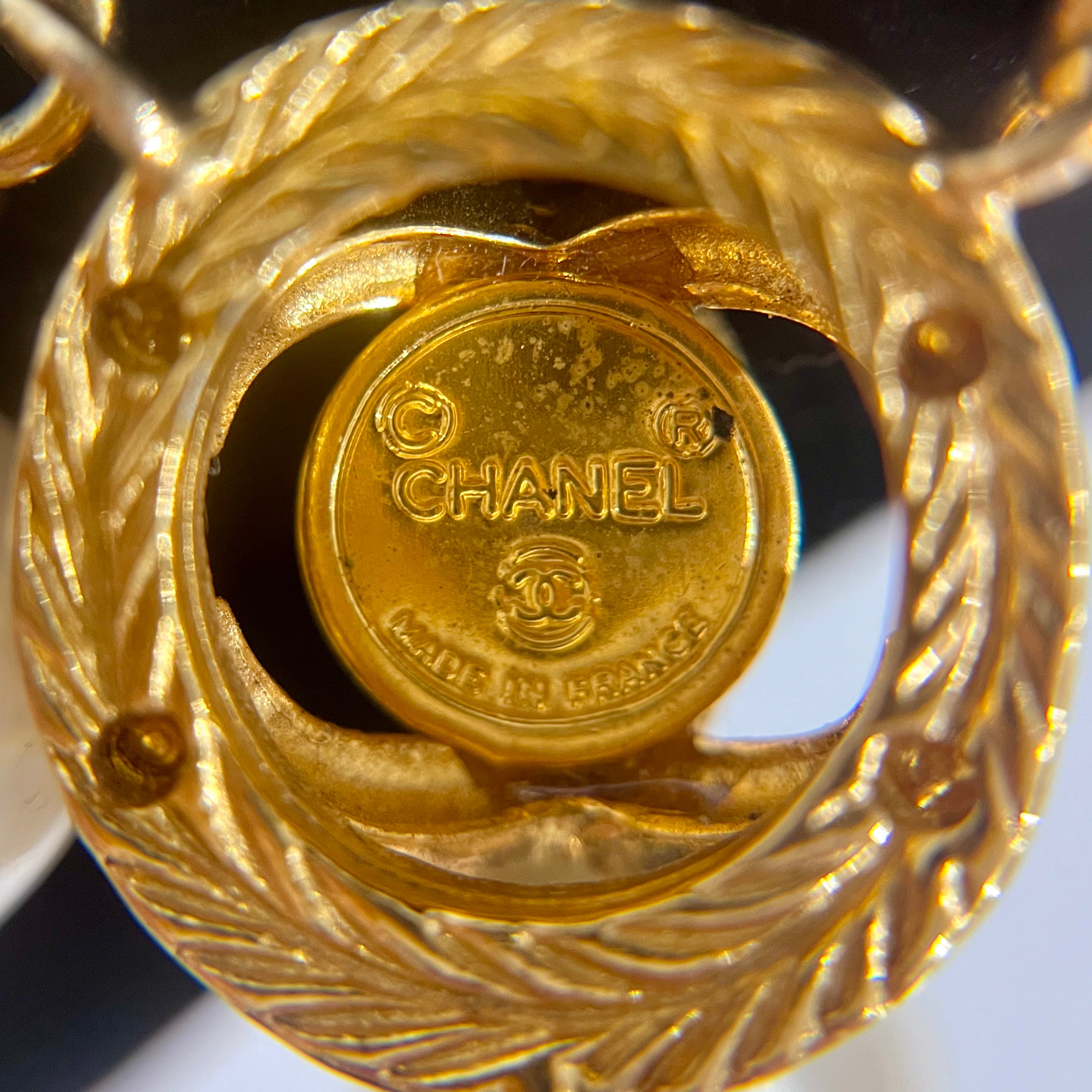 Chanel Vintage Gold Plated Dome CC Link Collar Necklace with Pearl Drops