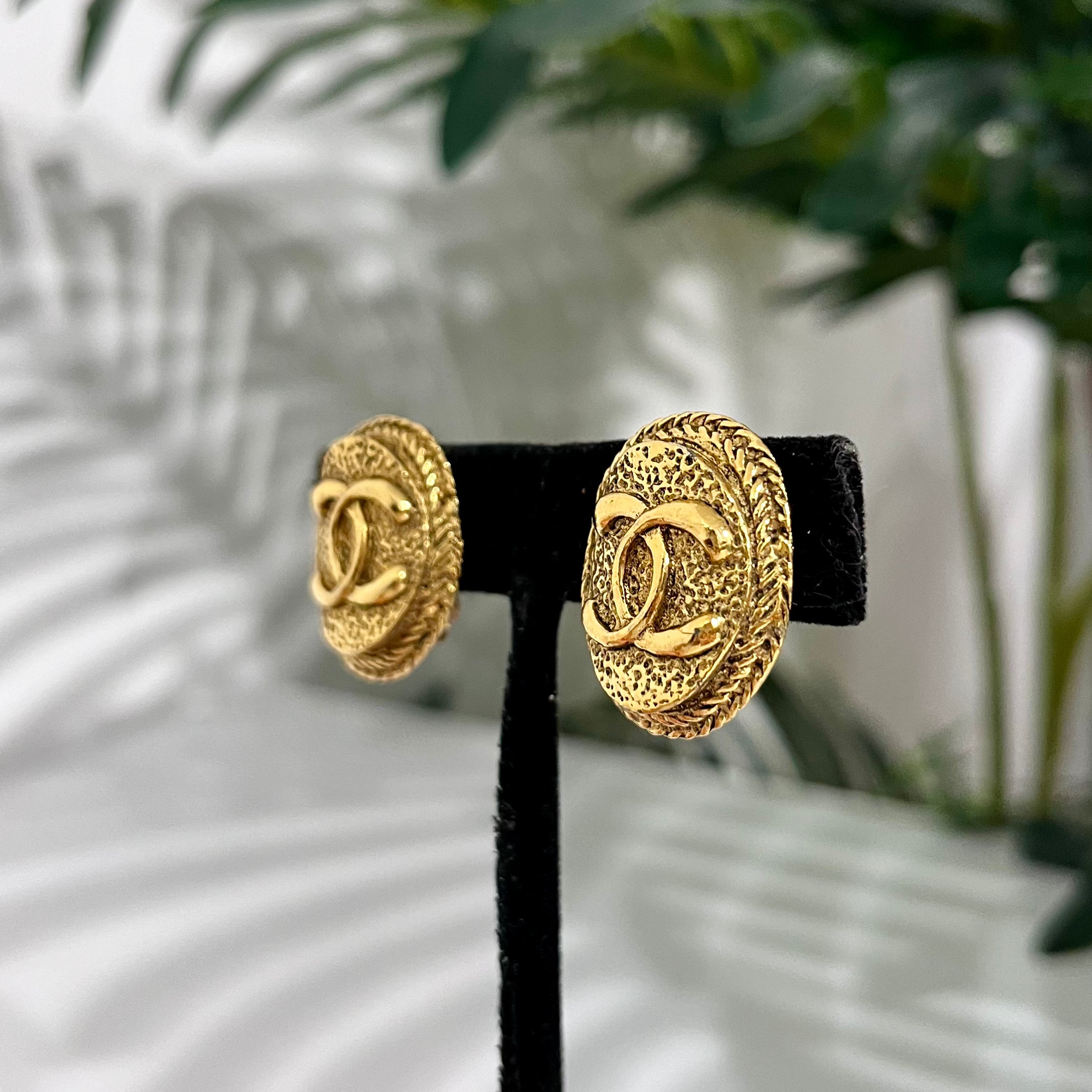 Chanel Vintage Gold Tone Oval CC Logo Clip Earrings