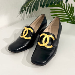 Chanel Jumbo CC Heels