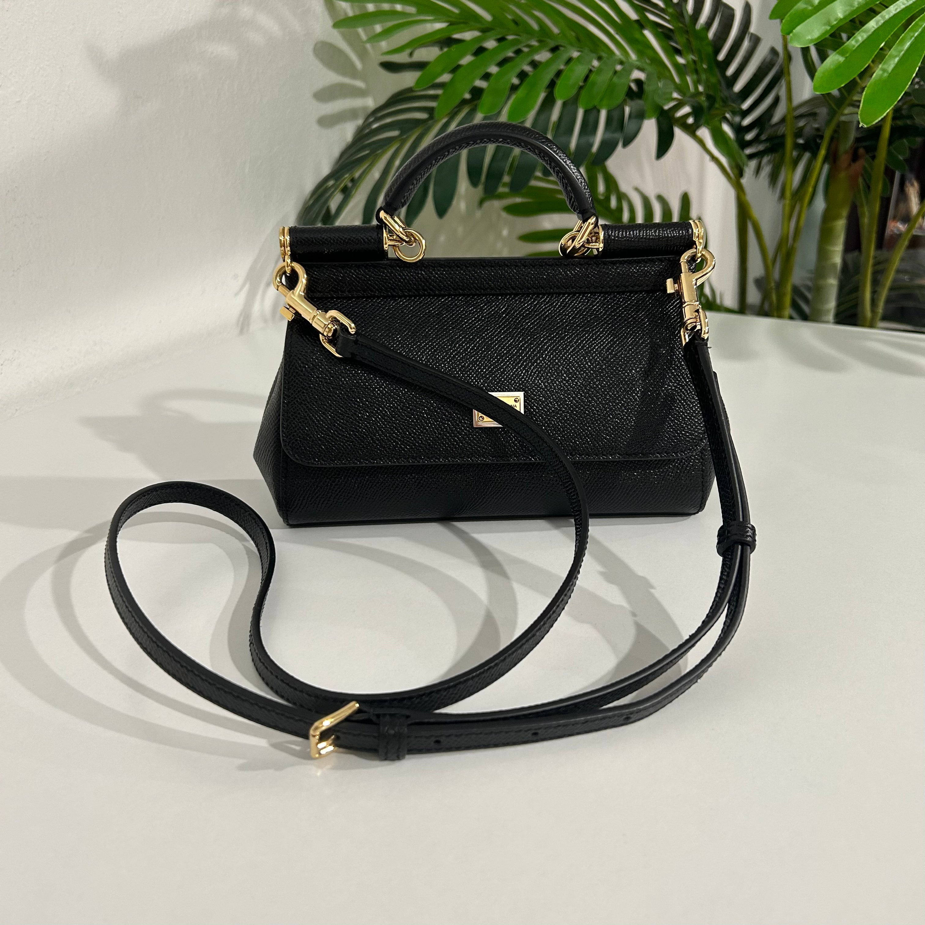 D&G Black Mini Sicily Bag – Dina C's Fab and Funky Consignment Boutique