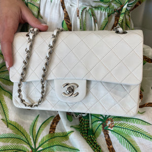 Chanel Flap Bag White - 148 For Sale on 1stDibs  white chanel flap, chanel  mini flap bag white, chanel small flap bag white
