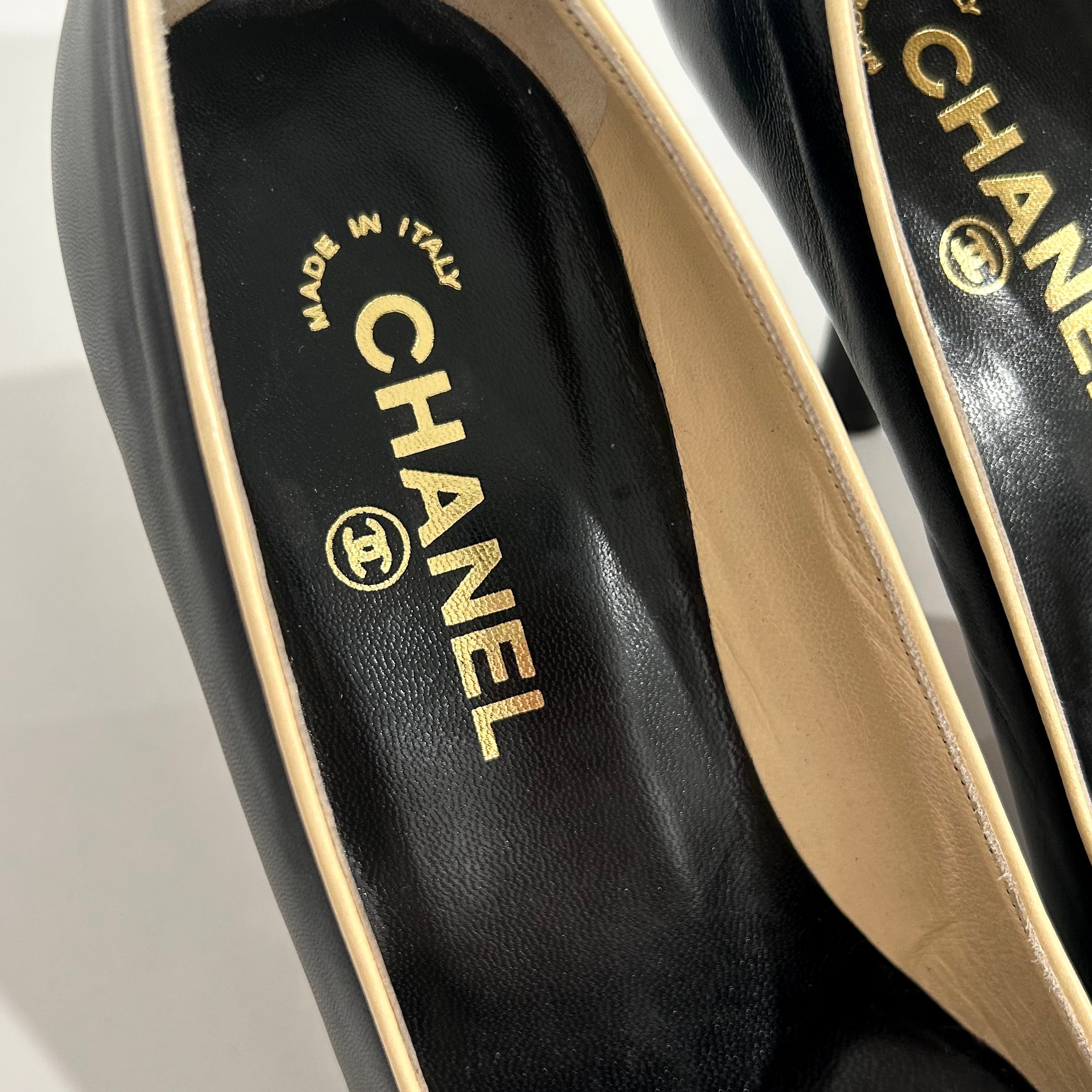 Chanel Black & Cream Cap Toe Heels