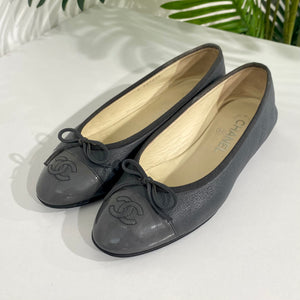 Patent leather ballet flats Chanel Blue size 37 EU in Patent