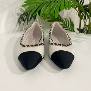 Chanel Black and Silver Ballet Flats – Dina C's Fab and Funky Consignment  Boutique