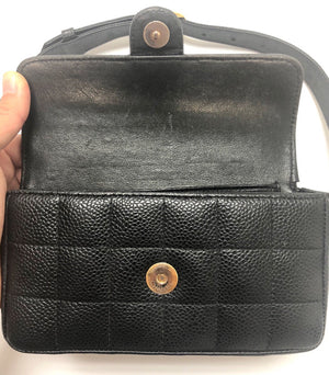 Chanel Vintage Black Caviar Belt Bag – Dina C's Fab and Funky Consignment  Boutique