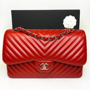 Chanel 2016 Red Chevron Jumbo Double Flap Bag – Dina C's Fab and