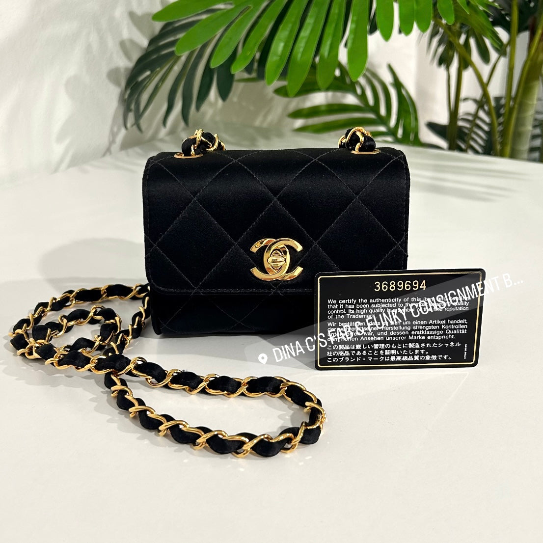 Timeless Vintage Chanel Mini Square Black Satin ref.576493 - Joli
