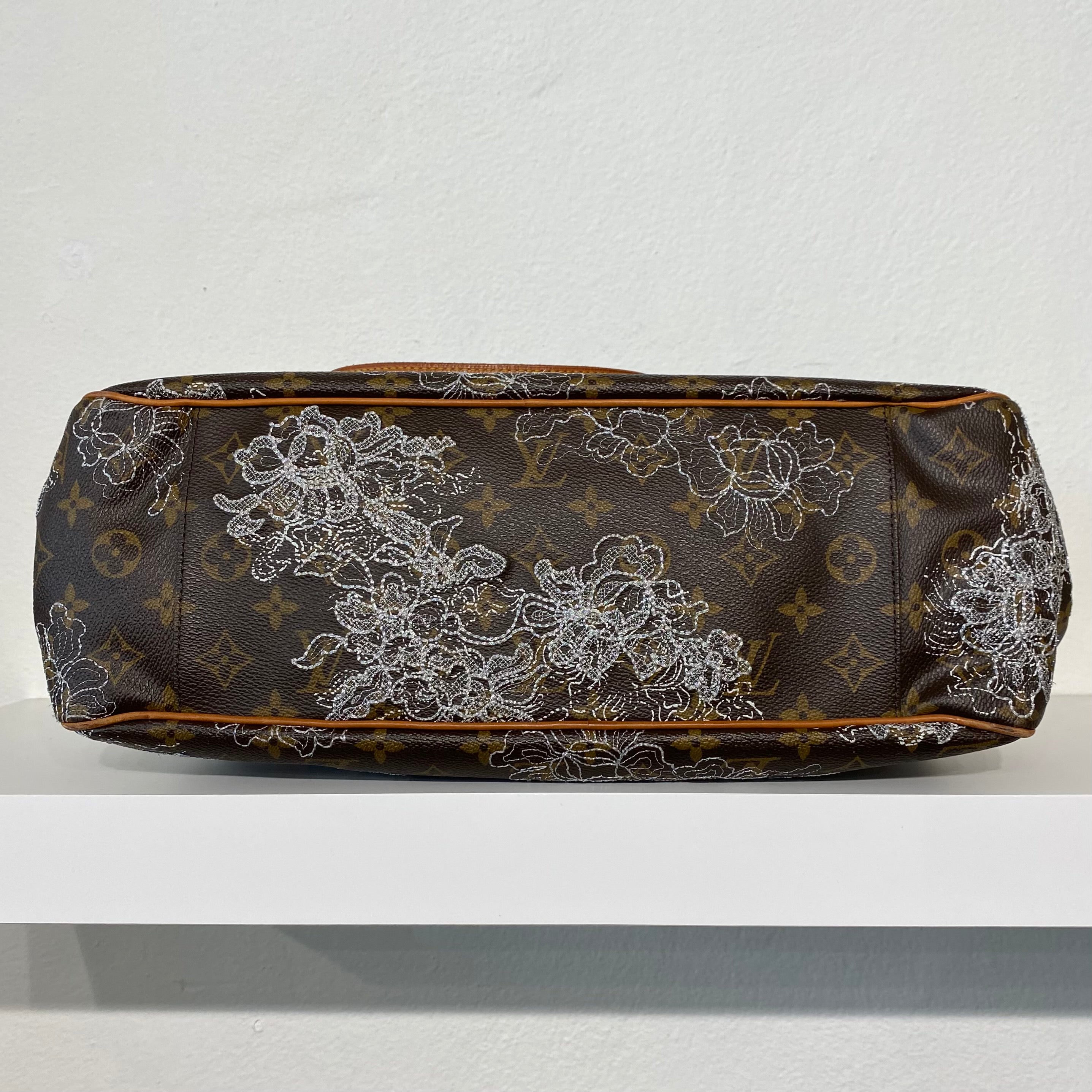 Louis Vuitton Dentelle Batignolles Horizontal