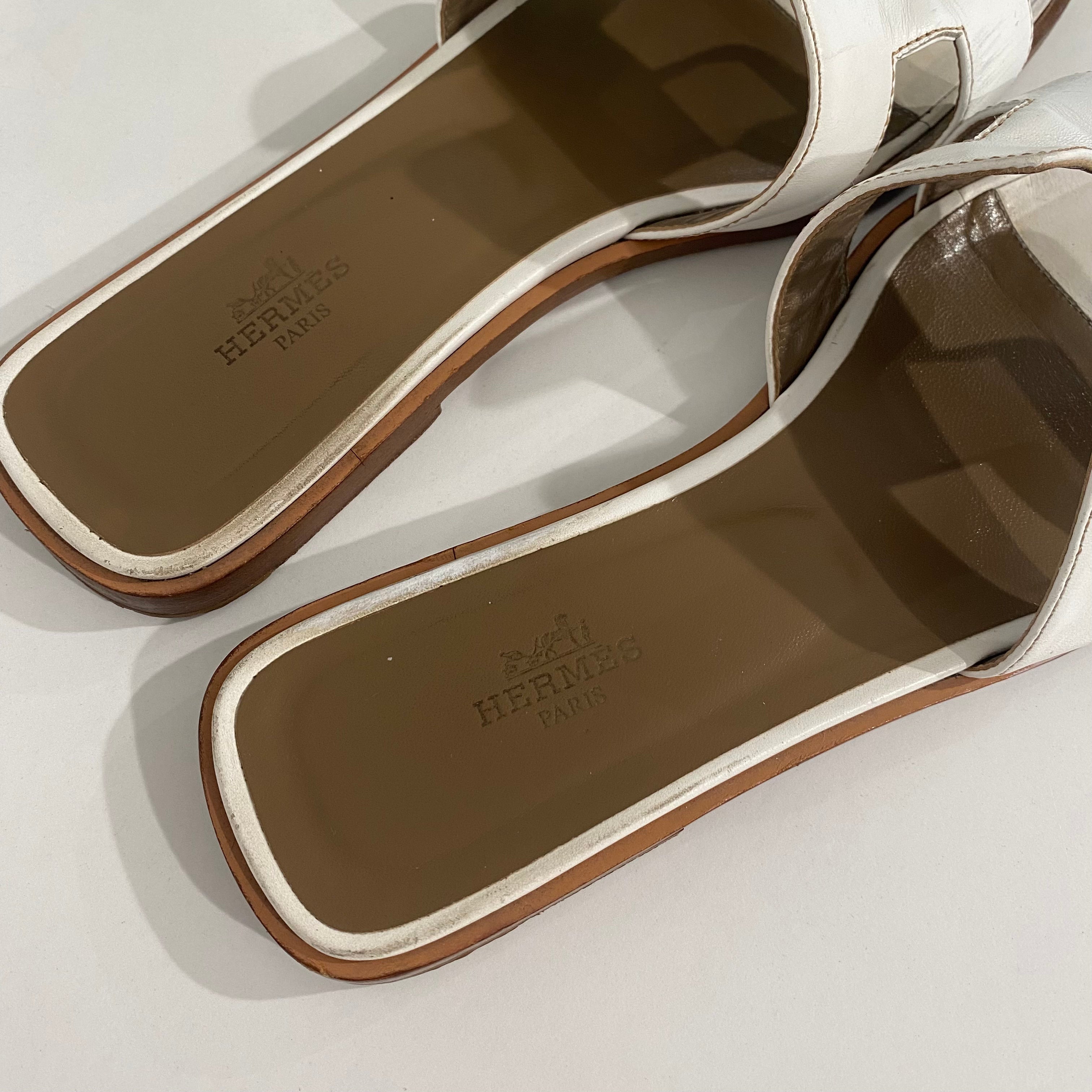 Hermès White Oran Sandals