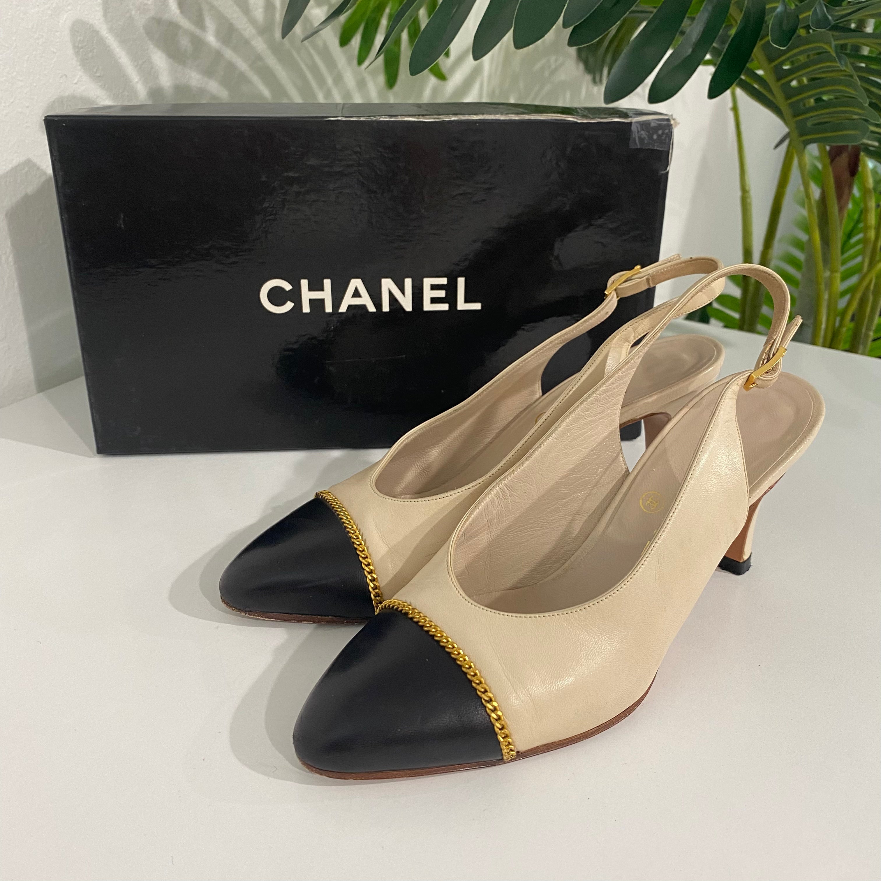 Chanel Beige/Black Cap Toe Slingbacks – Dina C's Fab and Funky Consignment  Boutique