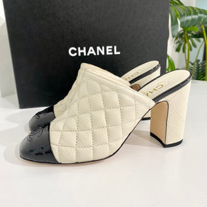 Chanel Classic Beige Leather & Black Cap Toe Heel Shoes US 8 UK 5  Vintage Chanel