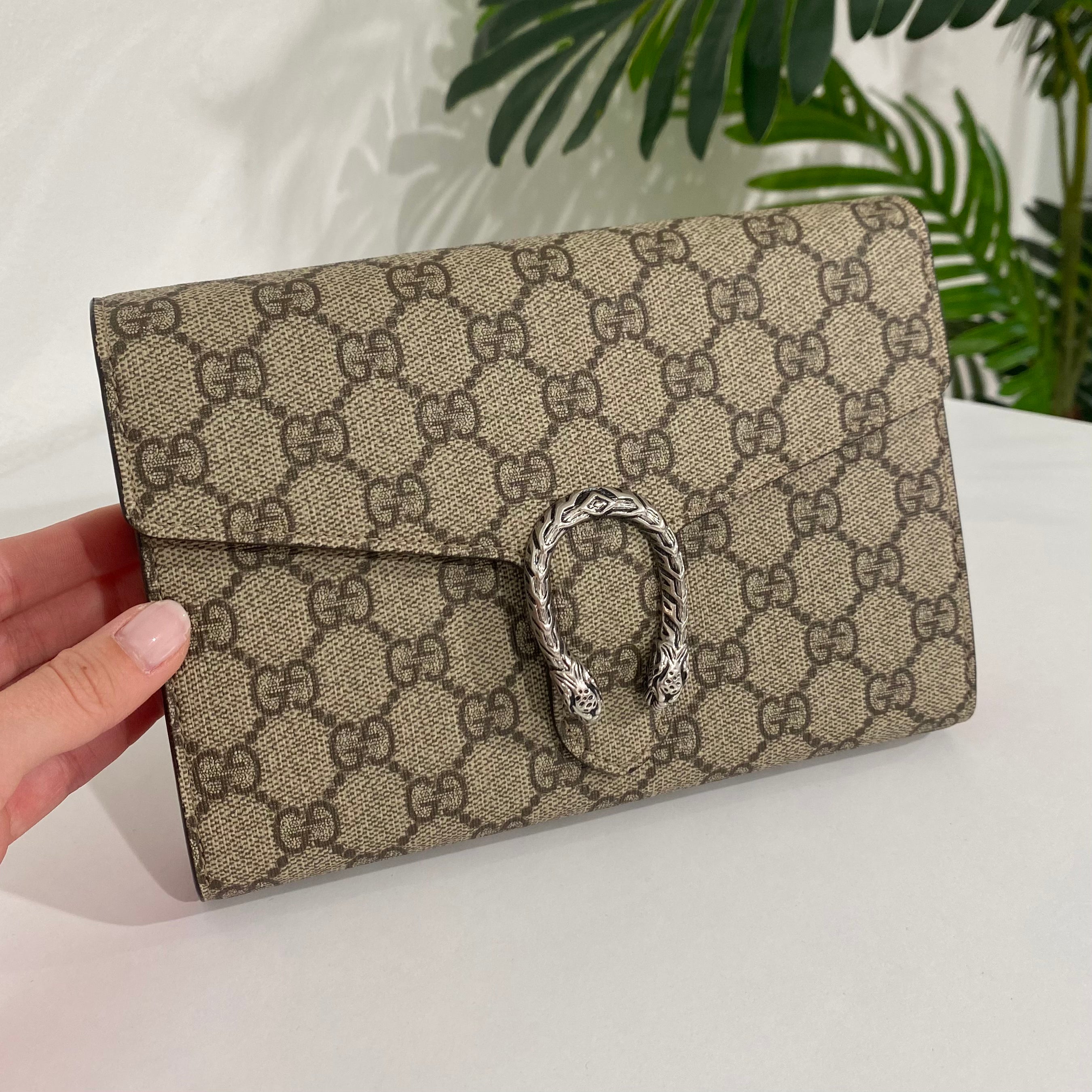 Gucci Monogram Dionysus WOC – Dina C's Fab and Funky Consignment Boutique