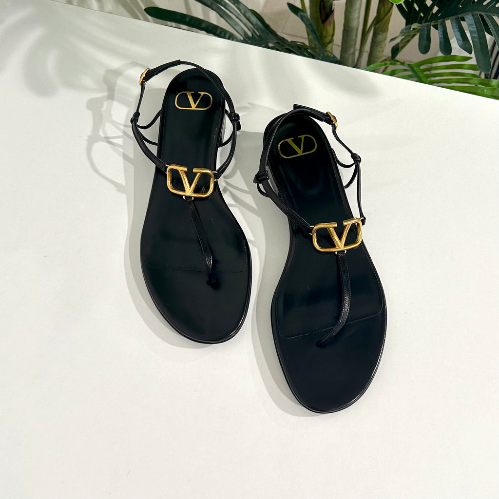 Valentino VLogo Black Leather Sandals size 40.5