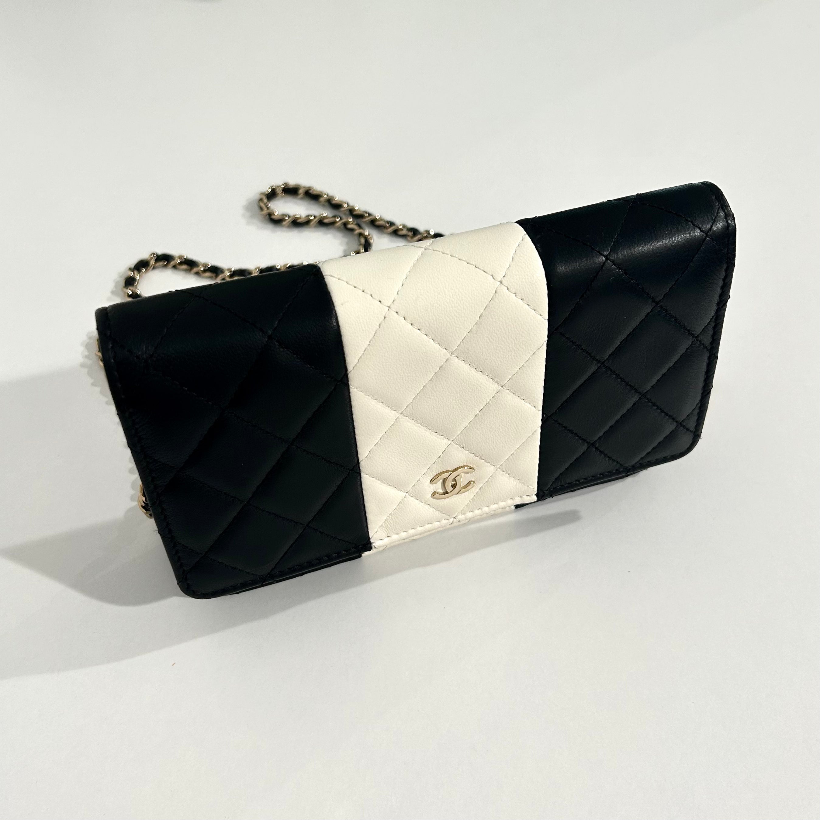 Chanel Black & White Wallet on Chain