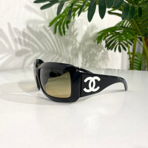 Chanel Black and Pearl CC Sunglasses – Dina C's Fab and Funky Chanel Black and Pearl CC Sunglasses – Dina C's Fab and Funky