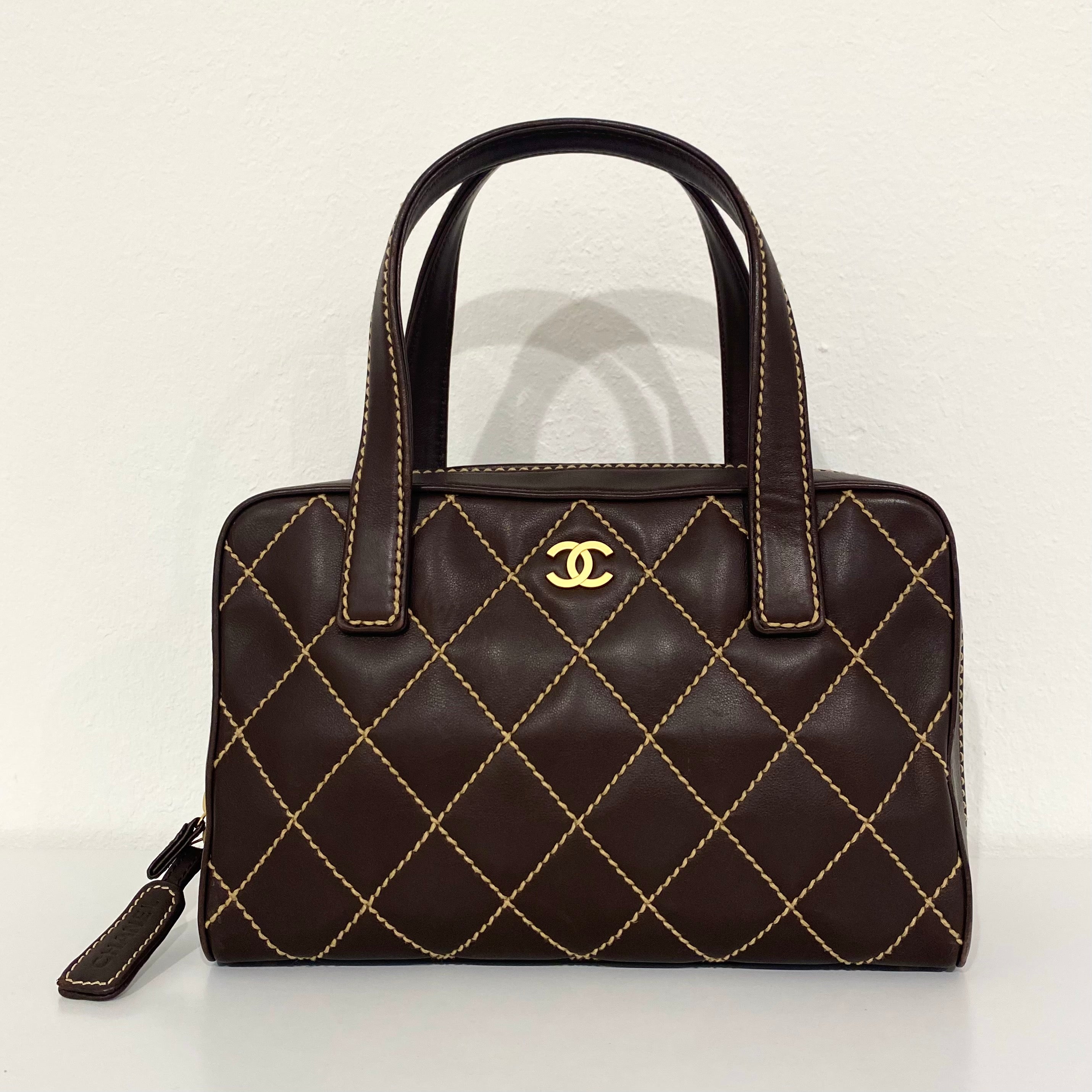 Chanel Wild Stitch Small Tote – Dina C's Fab and Funky Consignment