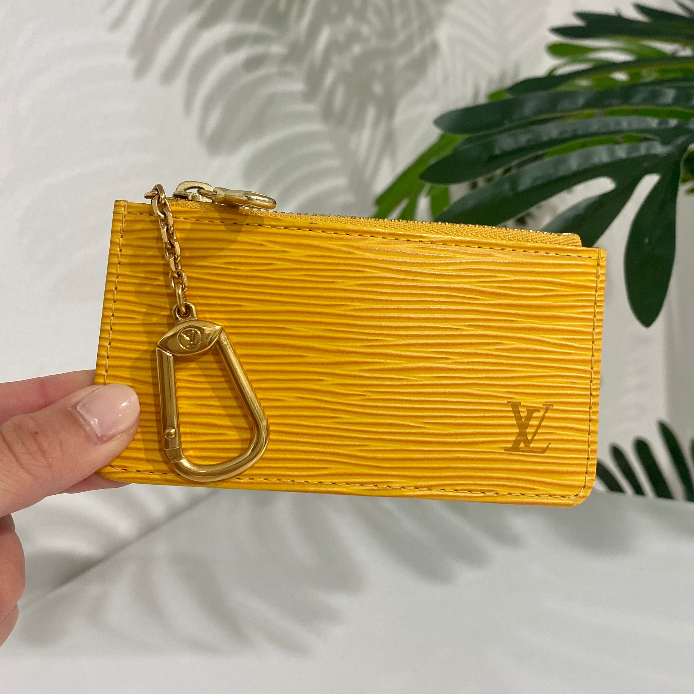 80's Vintage Louis Vuitton cream yellow epi envelope style clutch