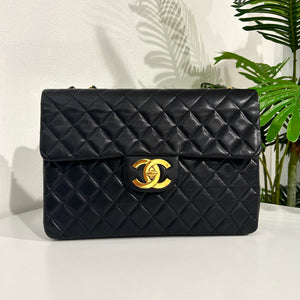 Chanel Vintage Chanel Classic 13 Maxi Jumbo Black Quilted Lambskin