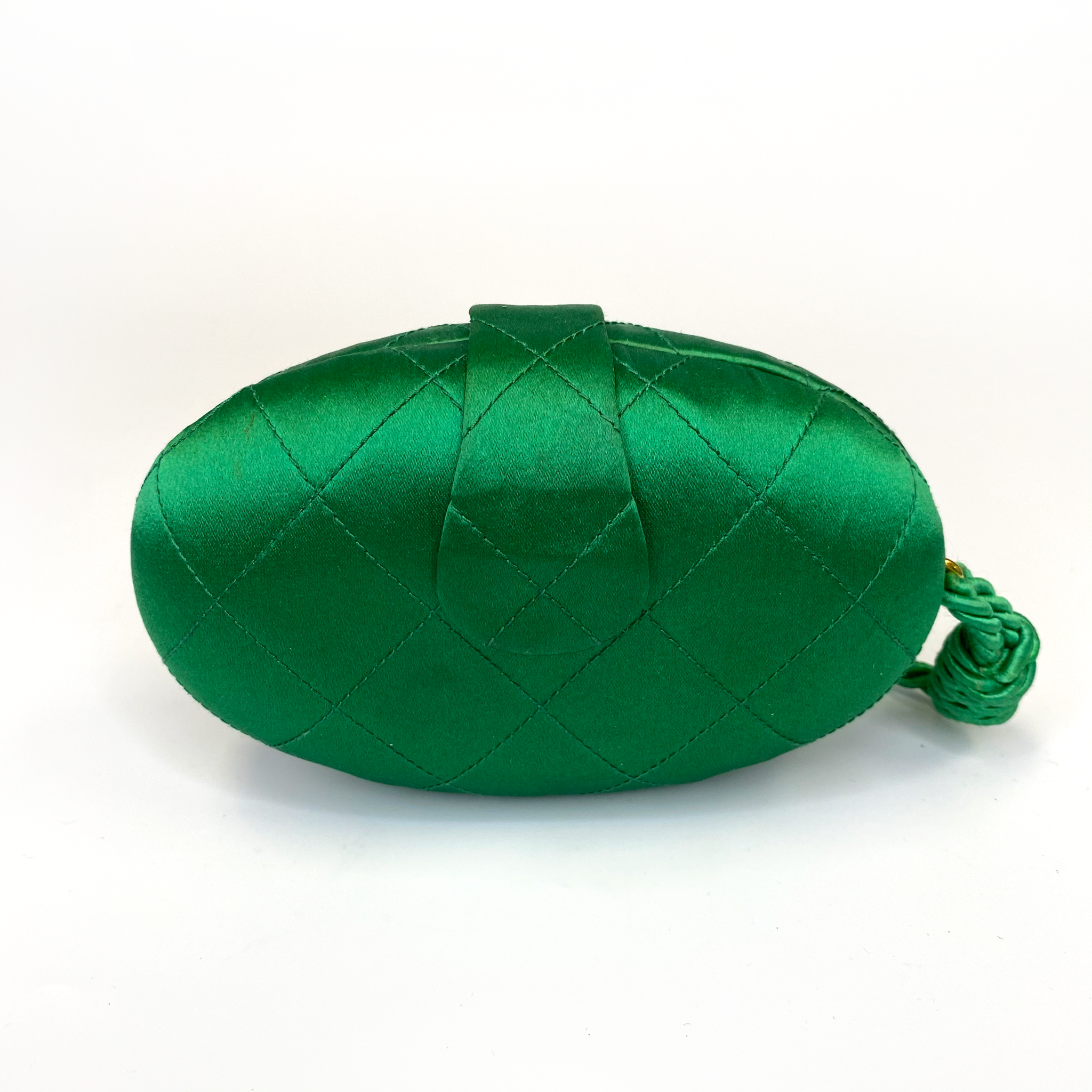 Chanel Vintage Green Evening Clutch – Dina C's Fab and Funky