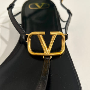 Valentino VLogo Black Leather Sandals size 40.5