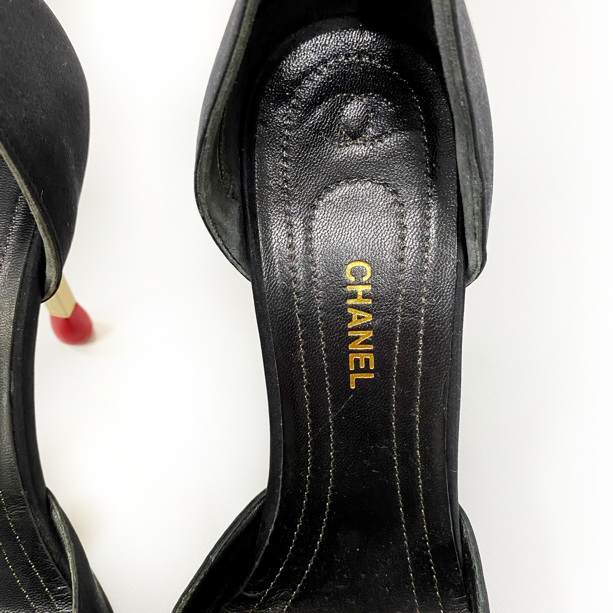 Chanel Matchstick Heels – Dina C's Fab and Funky Consignment Boutique