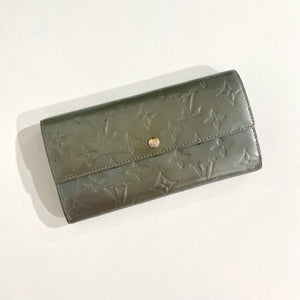Louis Vuitton Vernis Wallet
