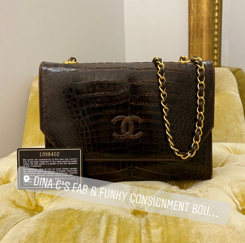 Shop second hand Chanel  Étoile Luxury Vintage – l'Étoile de Saint Honoré