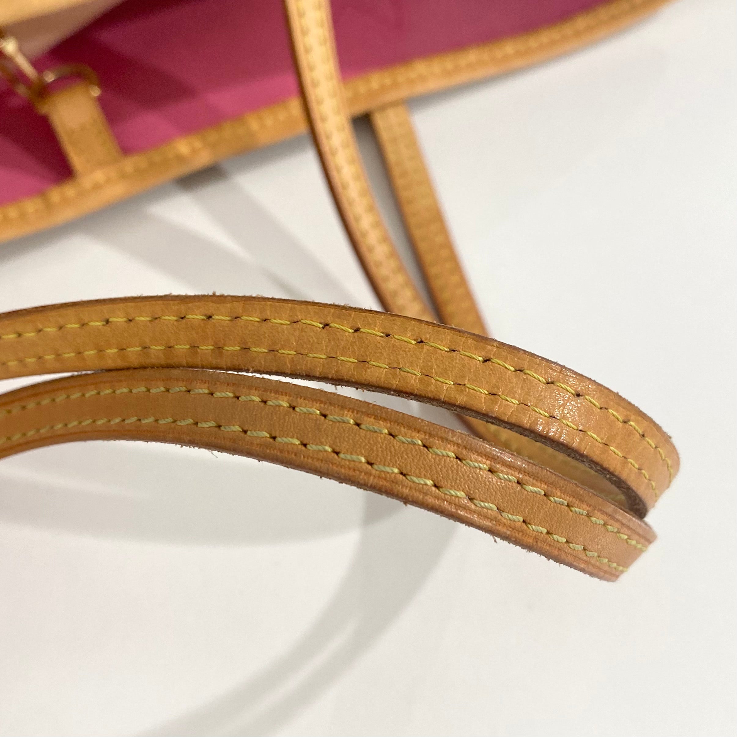 Louis Vuitton Murakami Neverfull – Dina C's Fab and Funky Consignment  Boutique