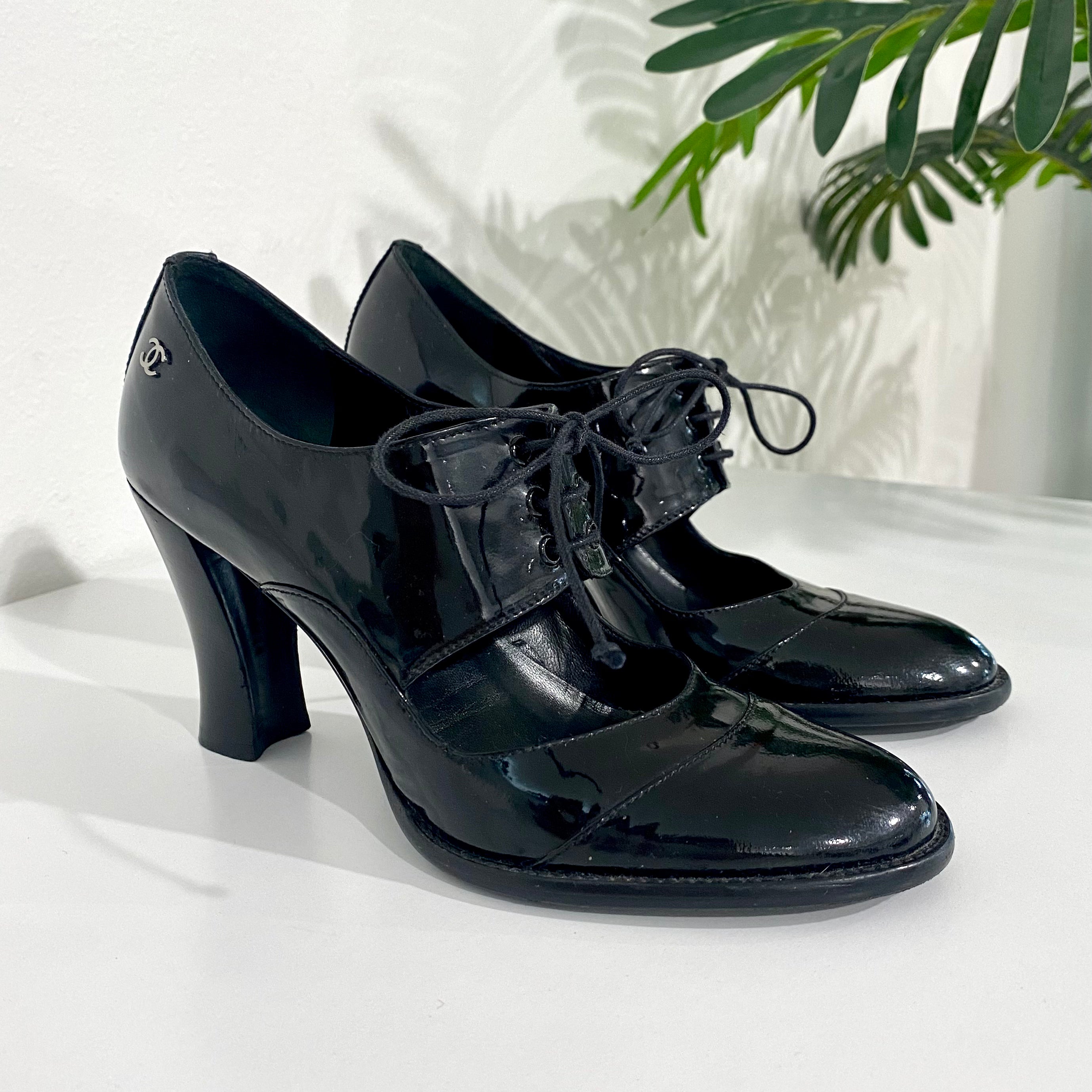chanel patent leather shoes