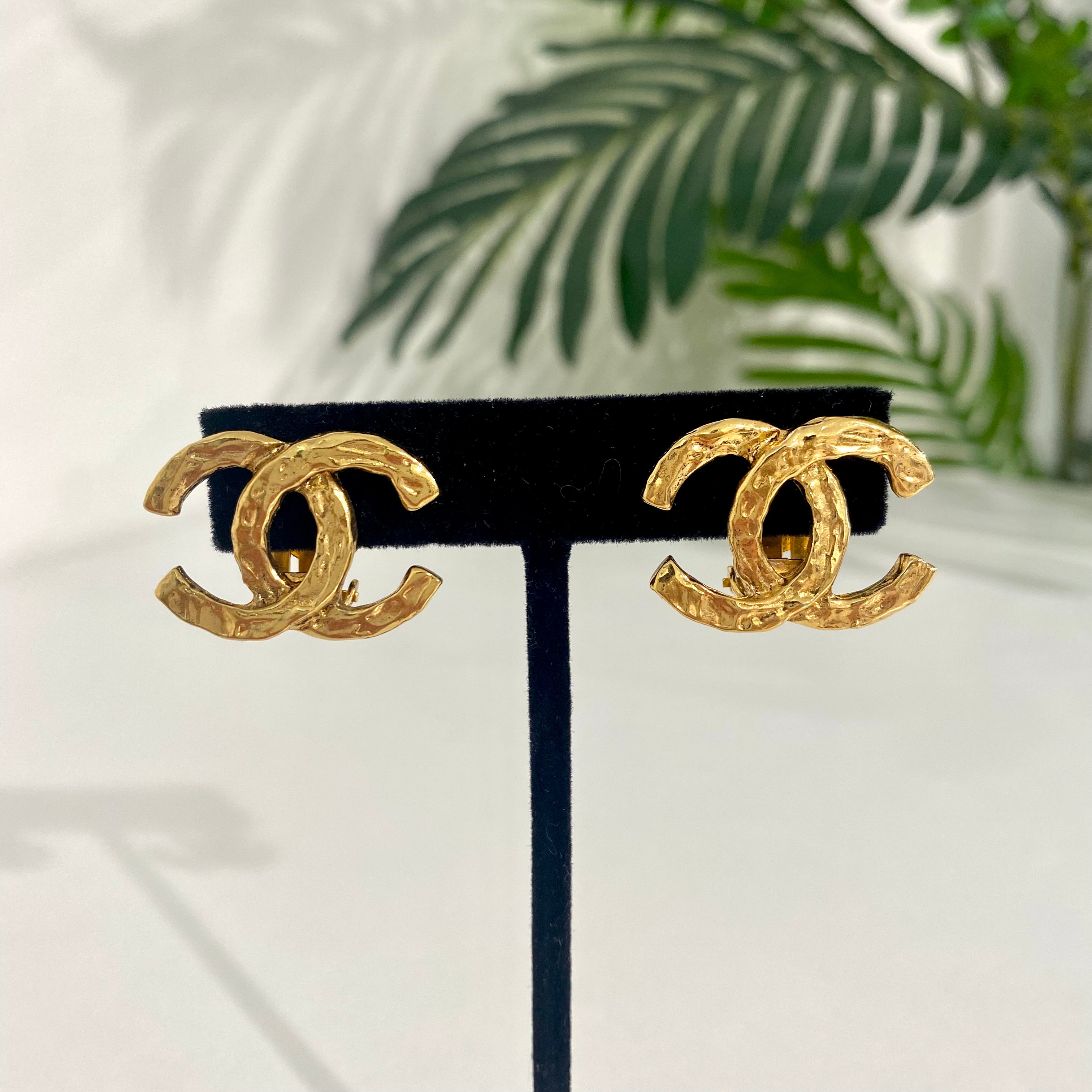 Chanel Sunburst CC Clip-On Earrings - Gold, Gold-Tone Metal Clip