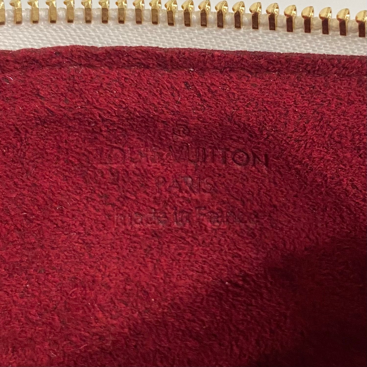 Louis Vuitton Pochette Cles Key Pouch Murakami Multicolor White –  heatstation