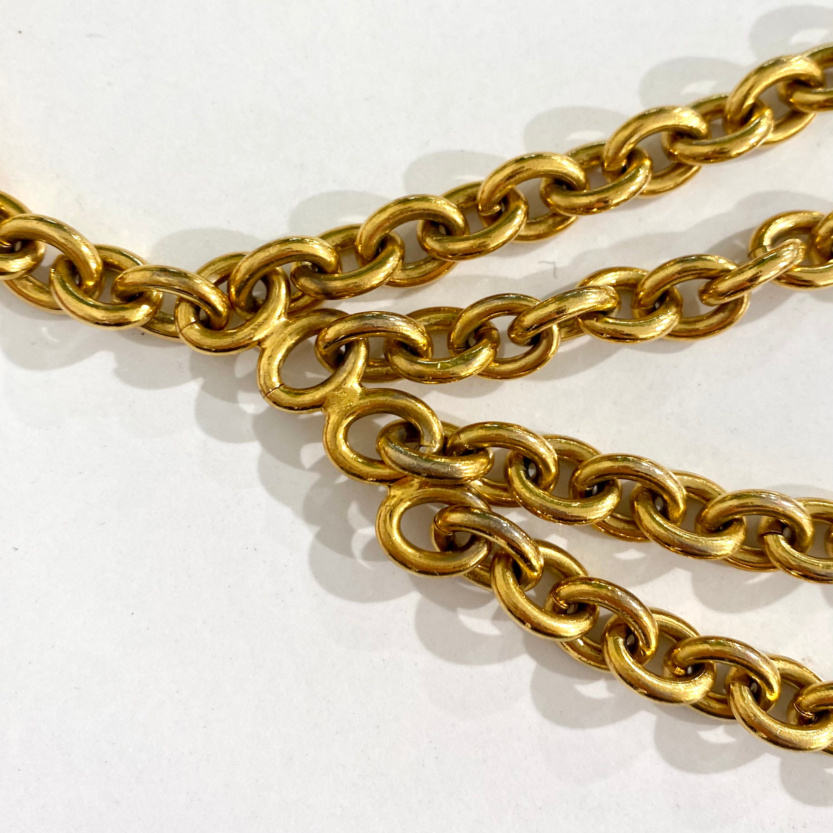 Vintage Chanel CC Medallion Ball Link Gold Chain Belt Recess Los