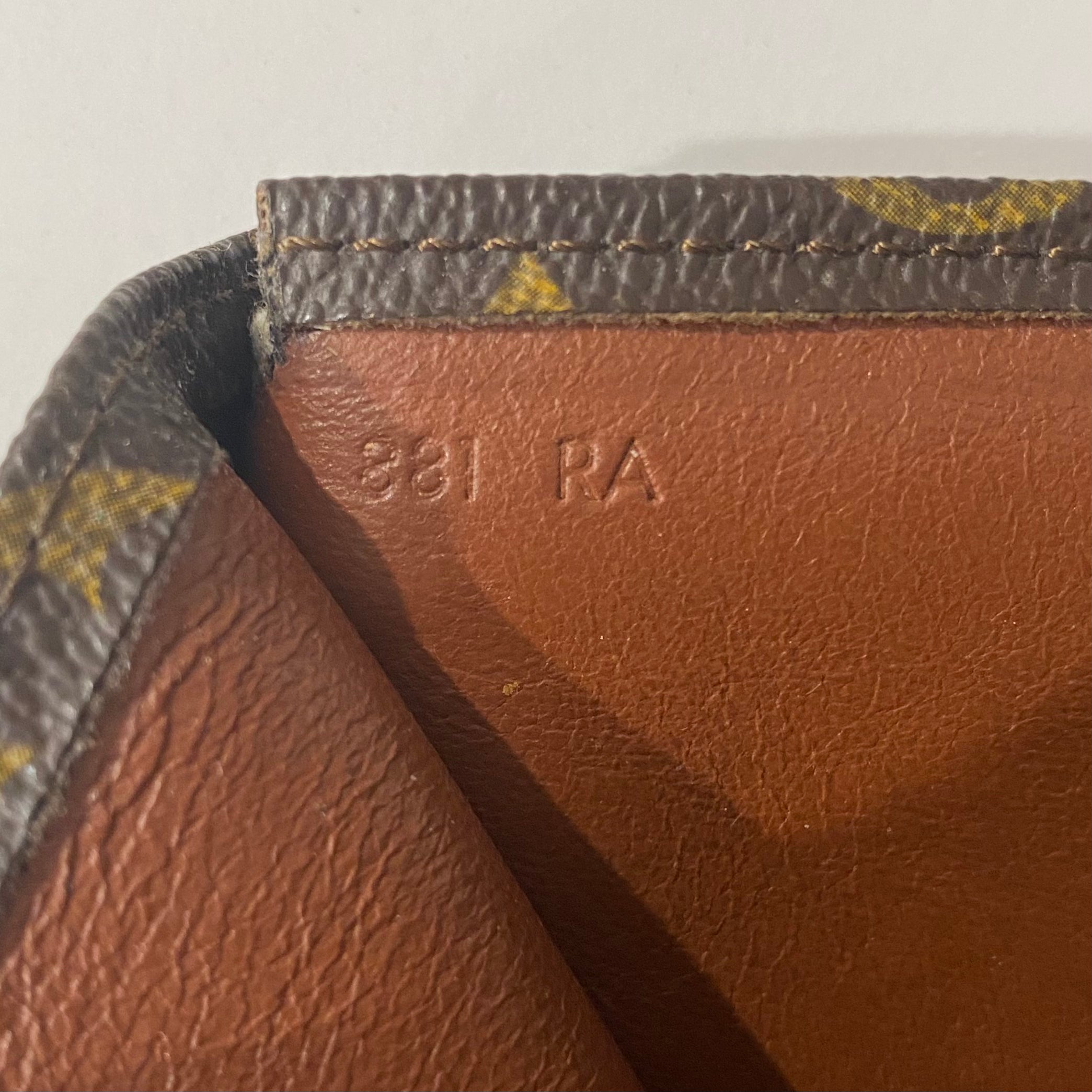 Louis Vuitton 1988 LV Monogram Bifold Wallet - Brown Wallets