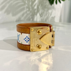 Louis Vuitton X Takashi Murakami Limited Edition Luck It Bracelet, 2003. at  1stDibs  louis vuitton murakami bracelet, louis vuitton rainbow bracelet,  lv multicolor bracelet
