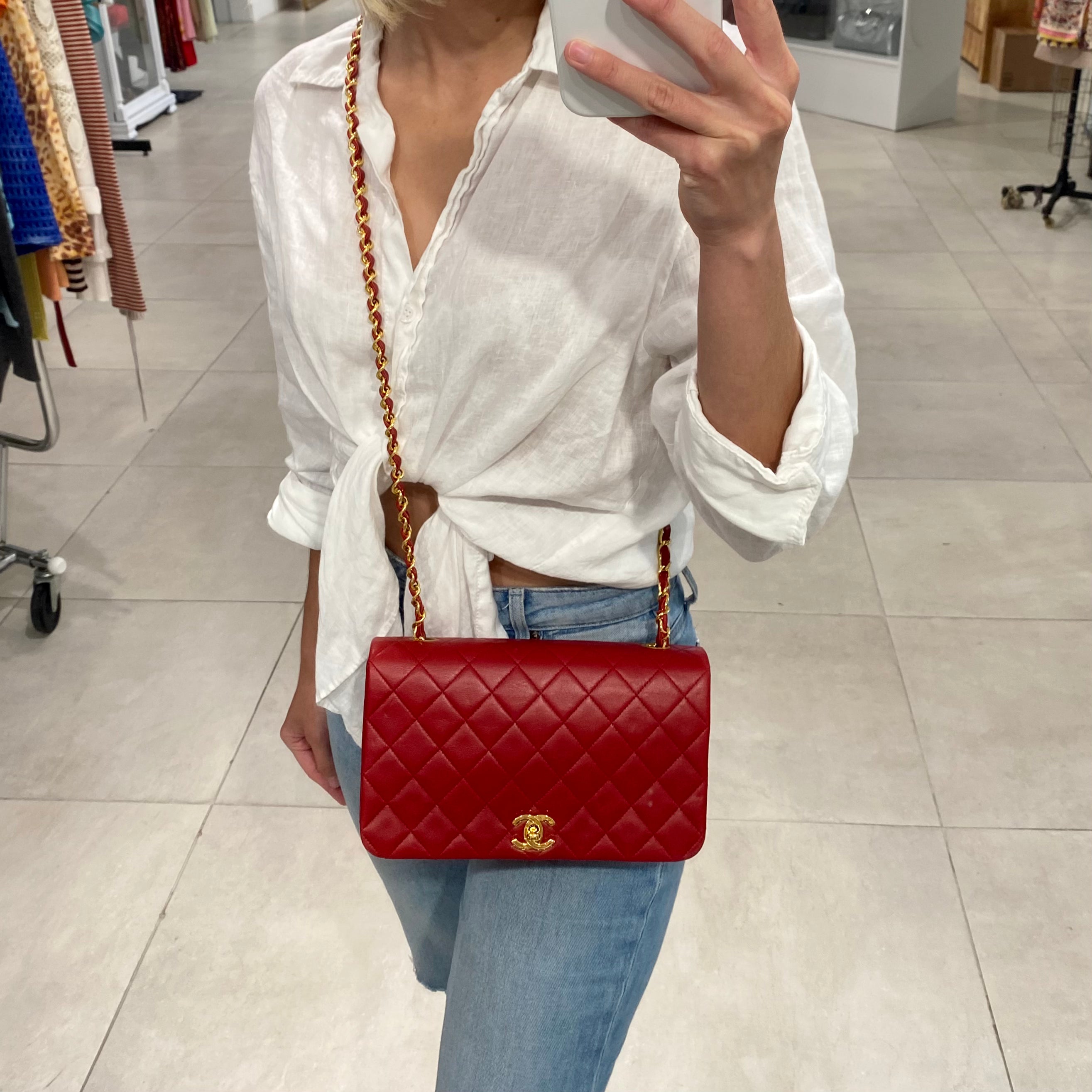 Chanel Vintage Red Single Flap Bag – Dina C's Fab and Funky