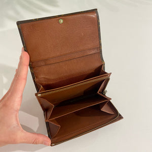 Louis Vuitton LV Bifold wallet 7 1/2: x 3 3.4: x 3.4