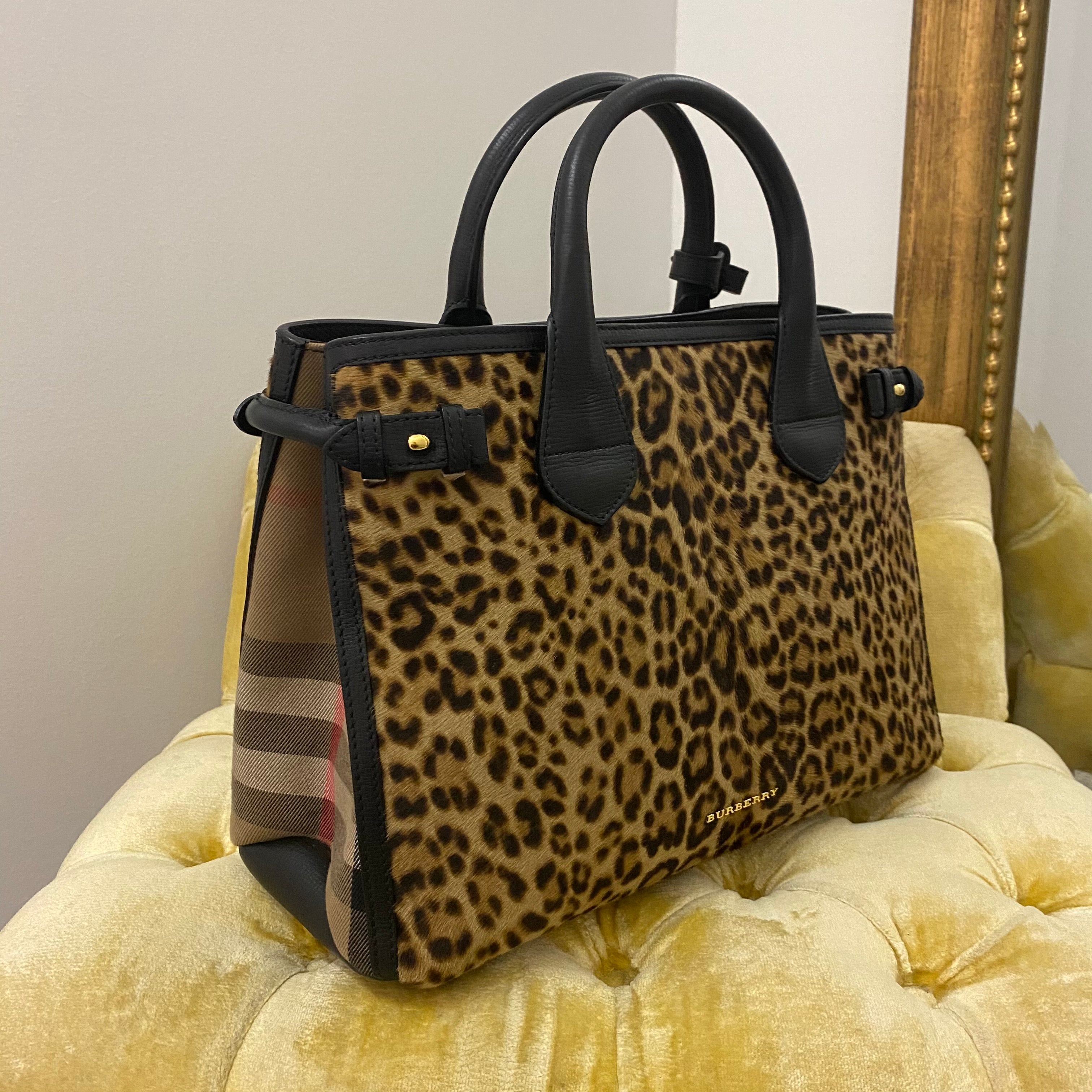 Burberry Leopard Print Banner Tote Bag – Dina C's Fab and Funky Consignment  Boutique