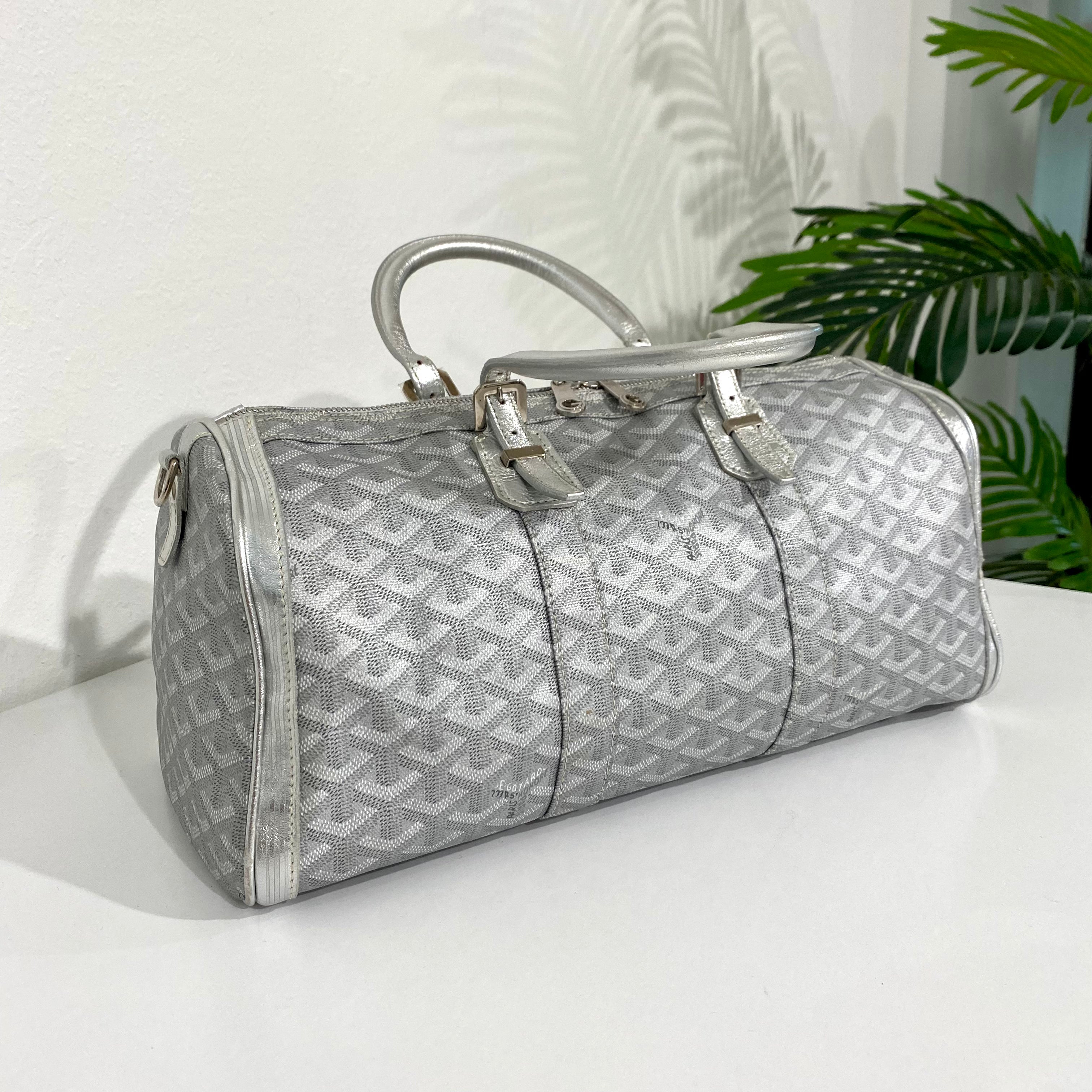 Beautiful New Silver Metallic GOYARD Croisseier 35 Bag With Lock/key $3900