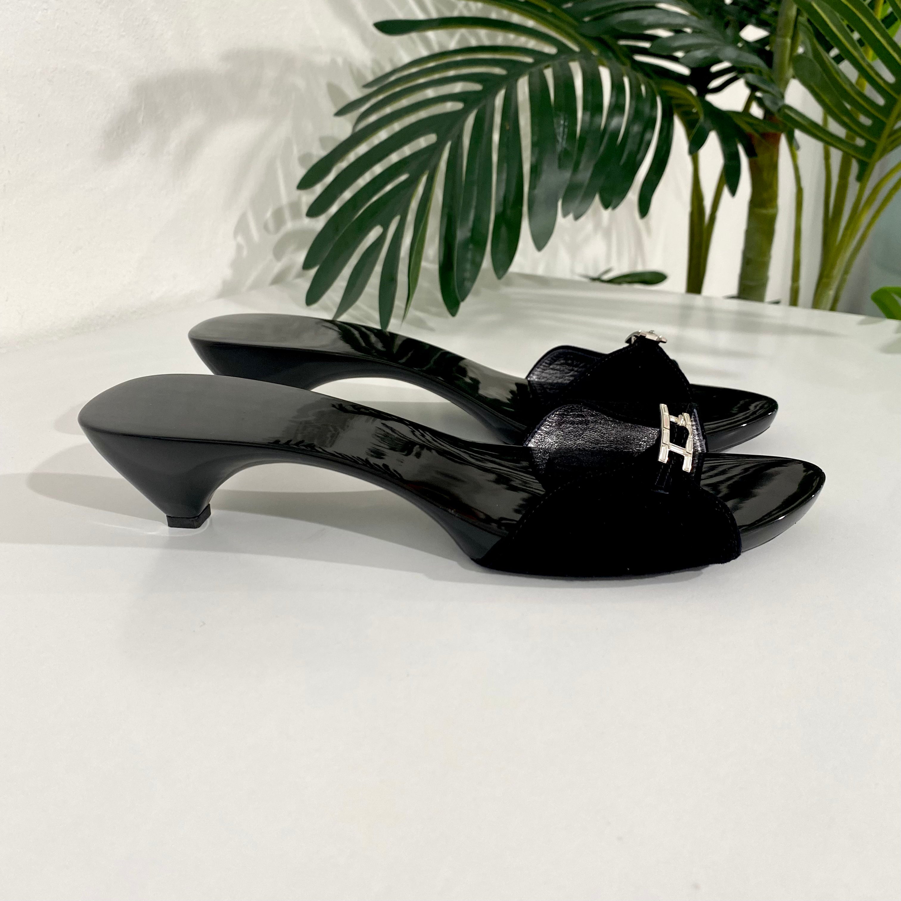 Hermès Black Suede Sandals