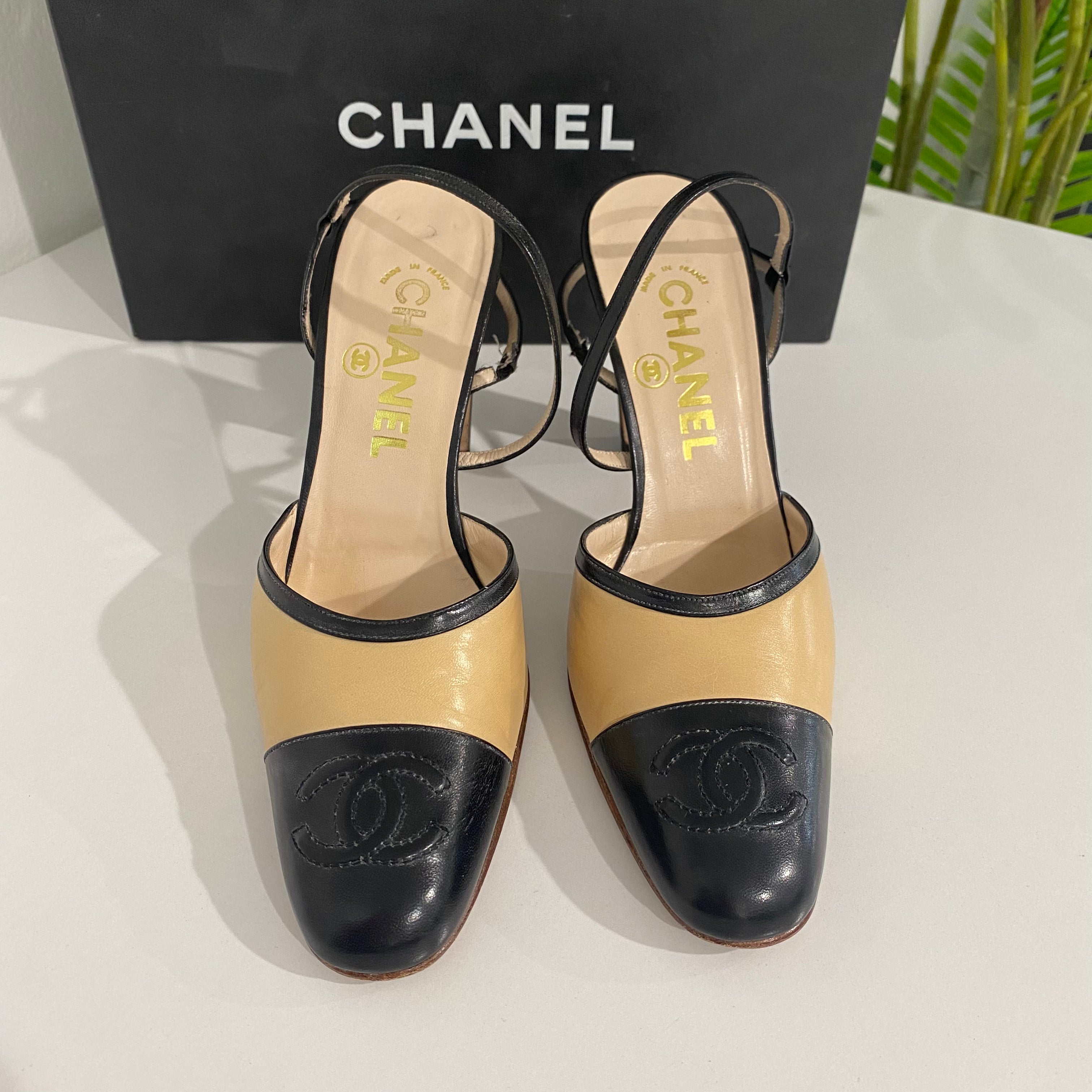 Chanel Vintage Tan/Black Slingback – Dina C's Fab and Funky Consignment  Boutique