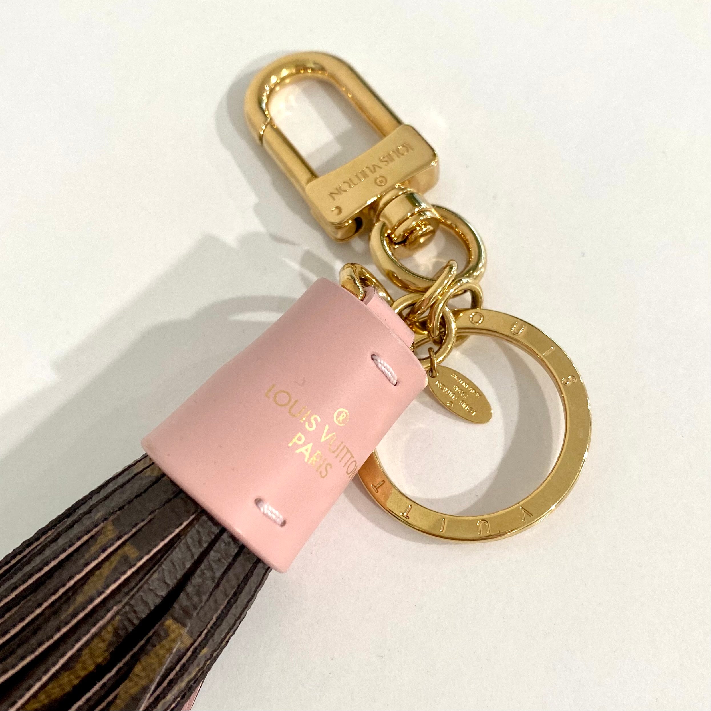 Louis Vuitton Tassel Keychain – Dina C's Fab and Funky Consignment