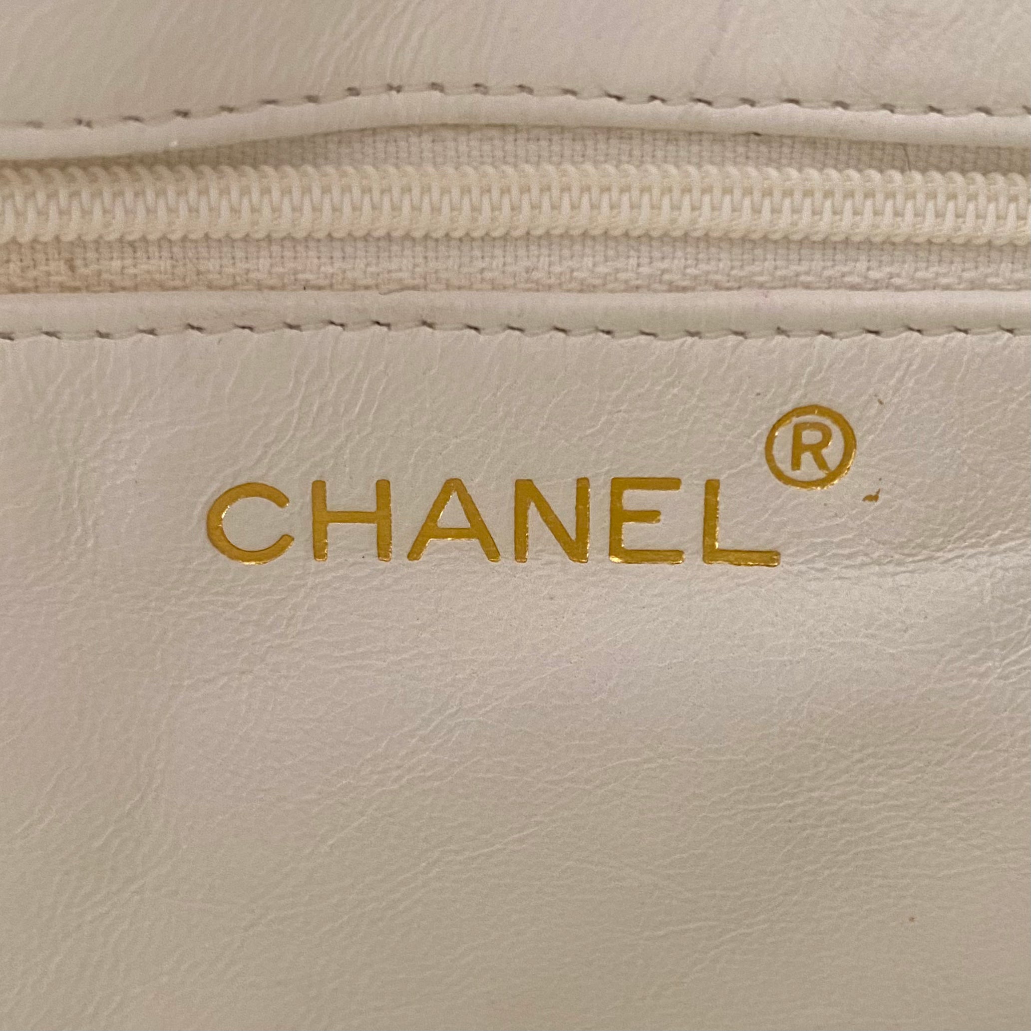 Chanel Vintage White Bucket Bag